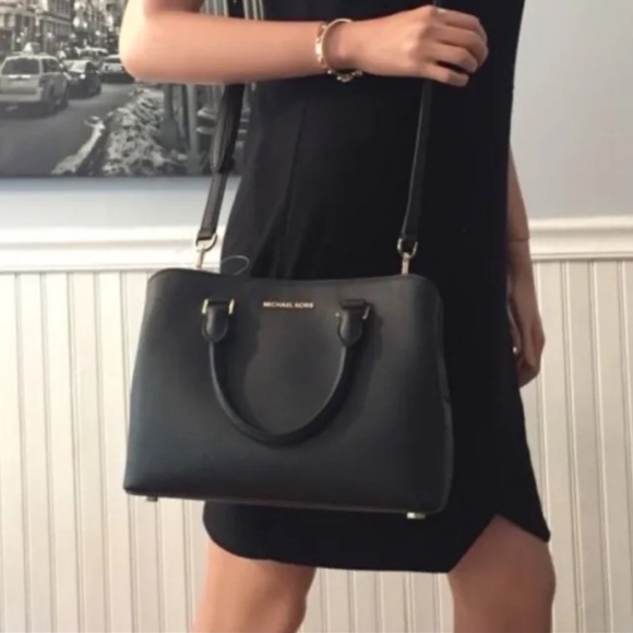Michael Kors Black Saffiano Leather Two Way Shoulder / Cross-body Bag NWOT - Picture 1 of 16